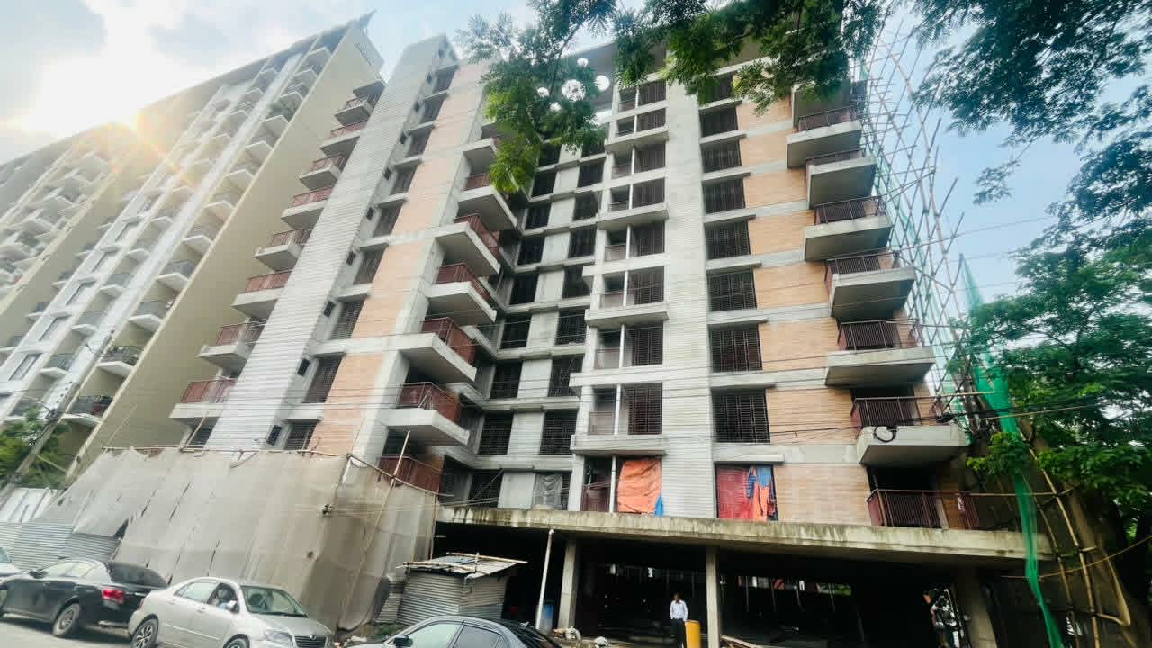 Premium Ready Corner Building for Sale in Bashundhara R/A Block I
